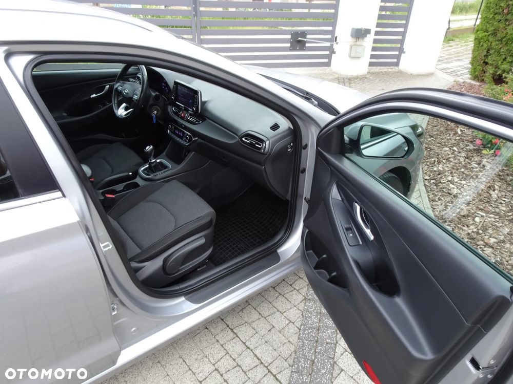 Hyundai i30 1.5 DPI Comfort - 13