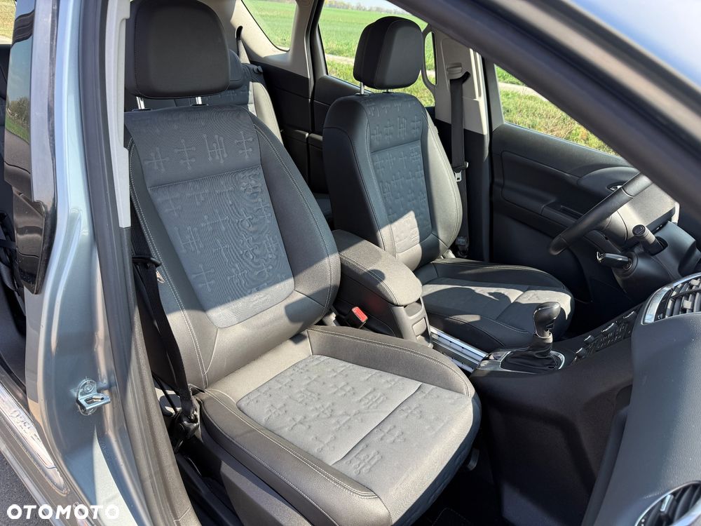 Opel Meriva 1.4 T Cosmo - 11