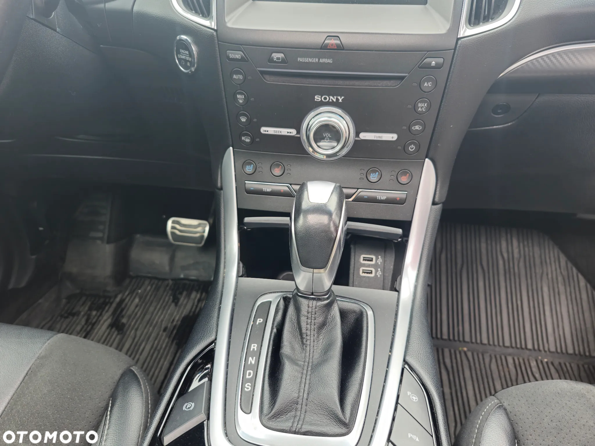 Ford Edge - 13