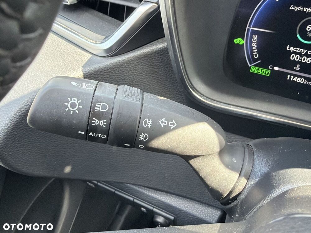 Toyota Corolla 1.8 Hybrid Comfort - 18