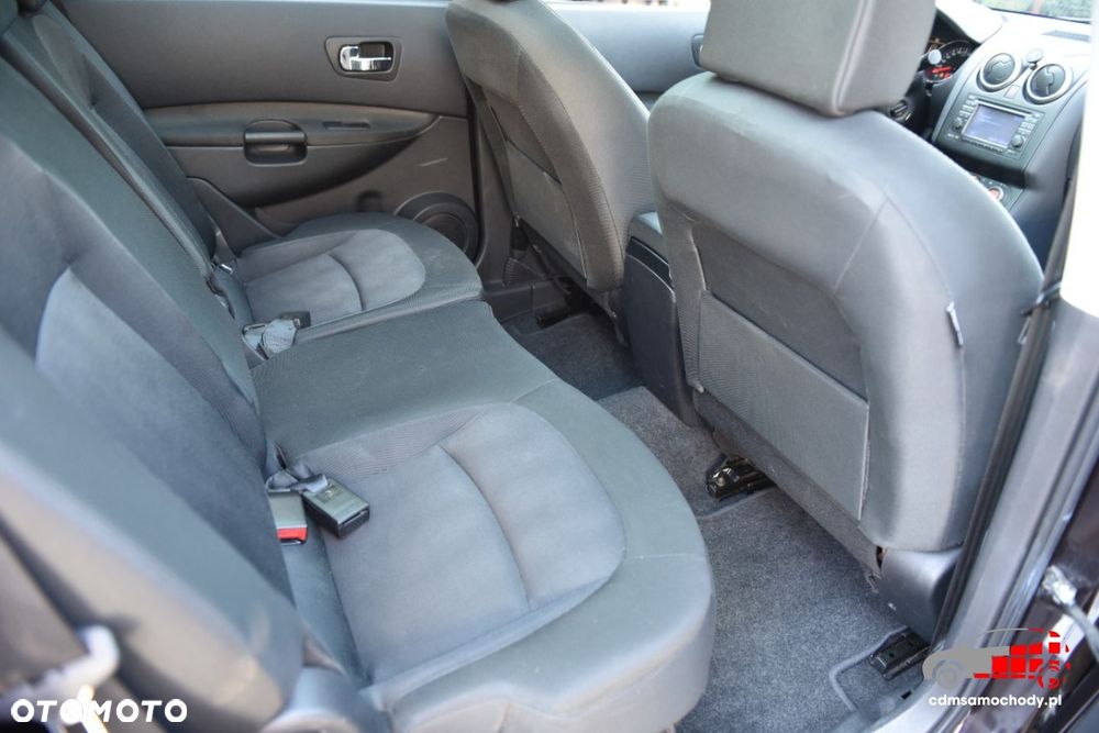 Nissan Qashqai+2 - 22