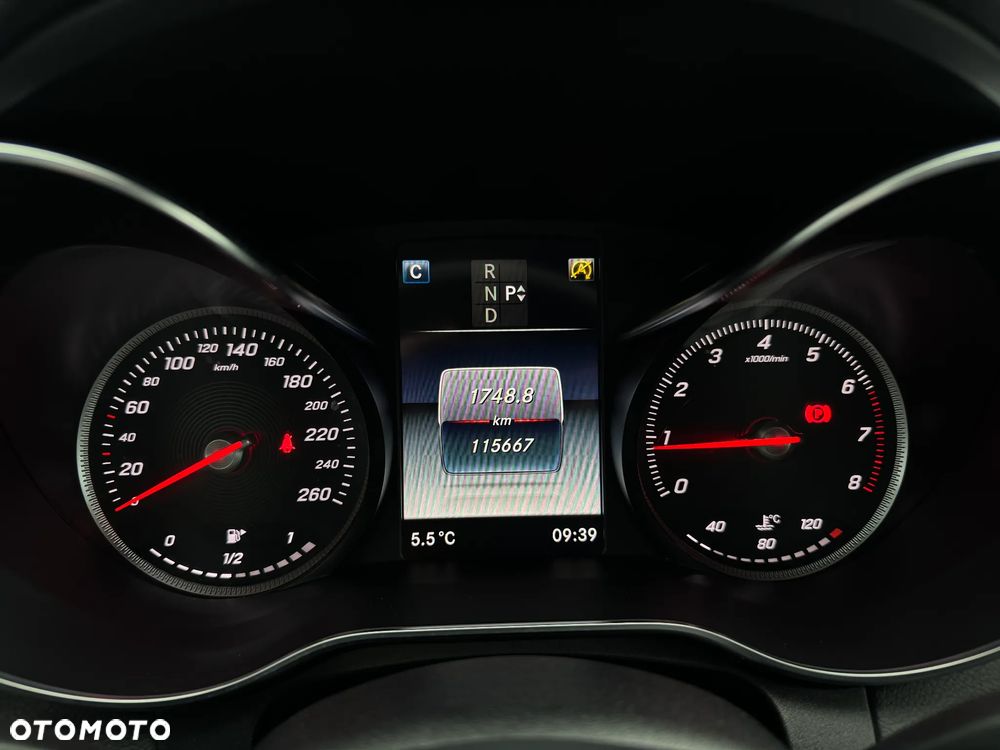 Mercedes-Benz Klasa C 200 4-Matic 9G-TRONIC - 18