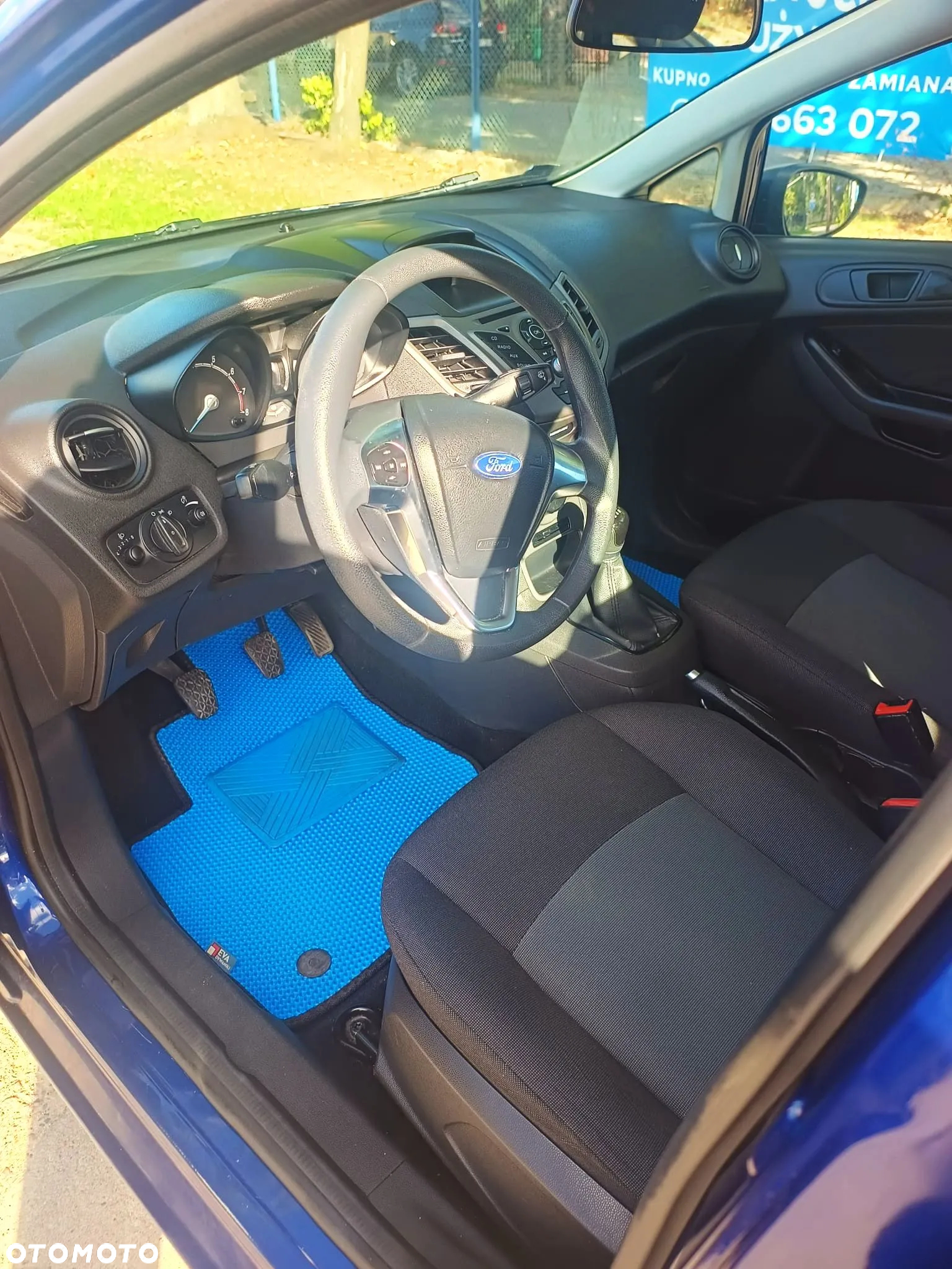 Ford Fiesta - 12