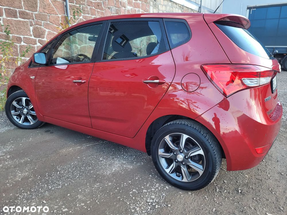 Hyundai ix20 1.4 blue YES - 16