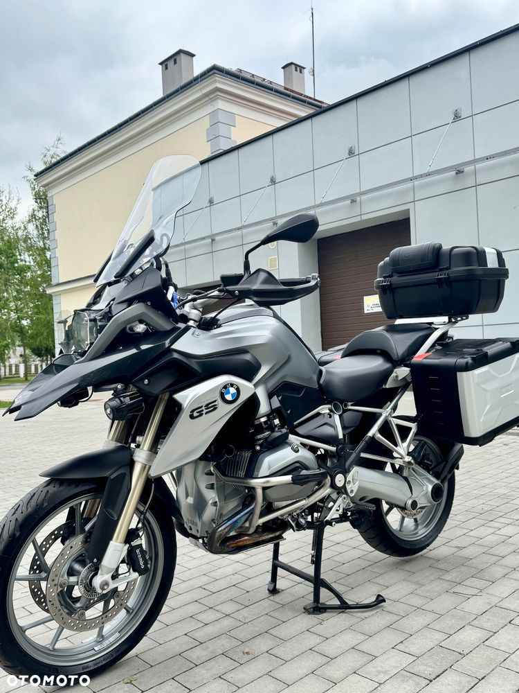 BMW R - 1