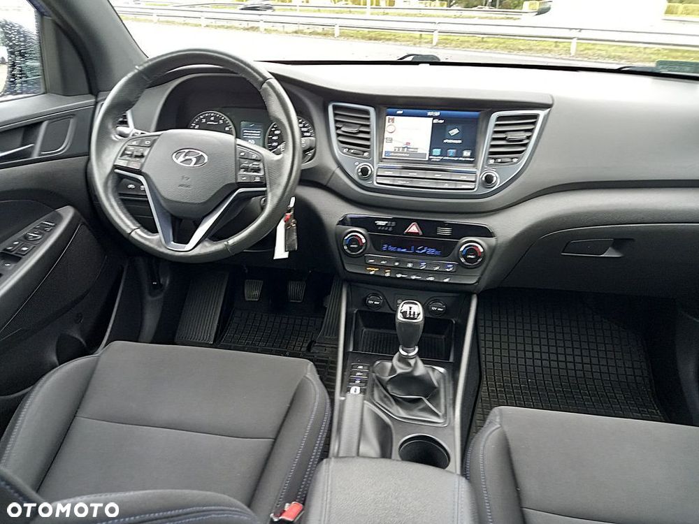 Hyundai Tucson 1.6 GDi Comfort 2WD - 27