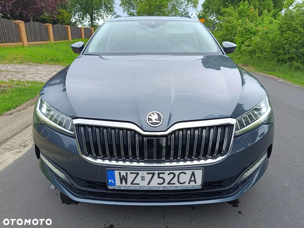 Skoda Superb 2.0 TDI Ambition DSG - 9
