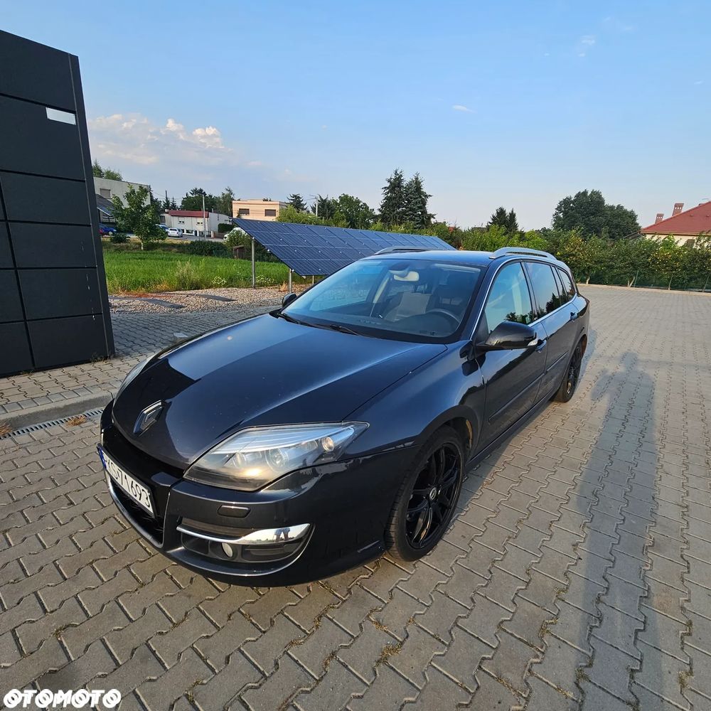 Renault Laguna dCi 180 FAP GT - 27