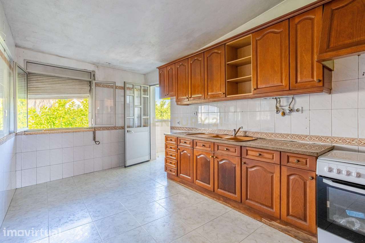 Apartamento T2 nos Olivais para remodelação. - Grande imagem: 4/20