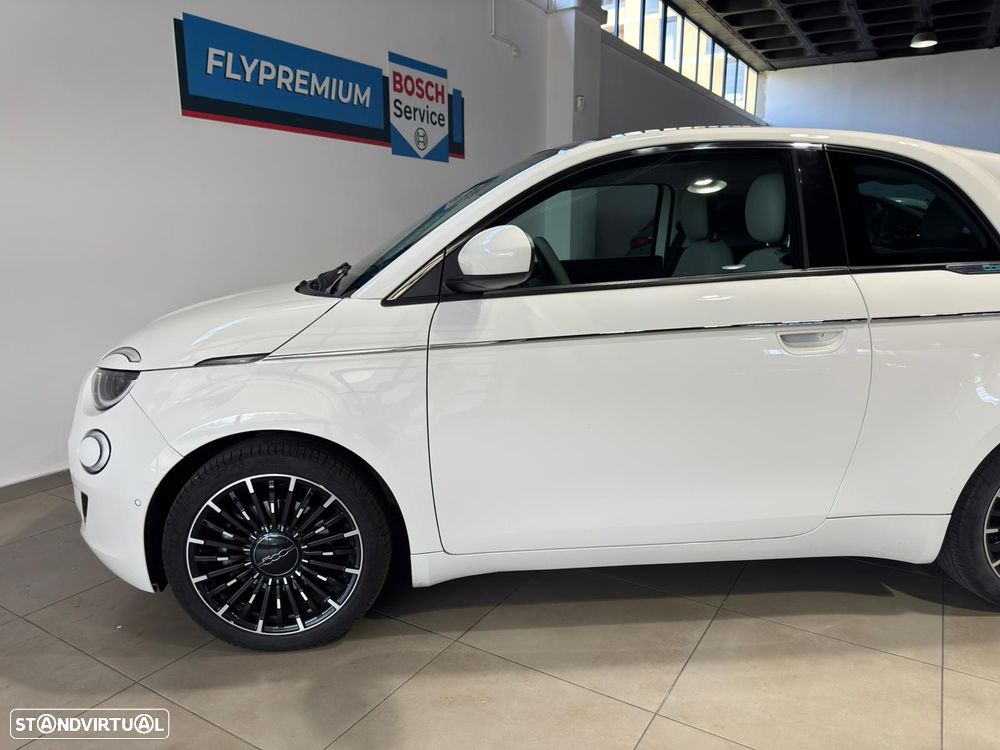 Fiat 500e La Prima - 9
