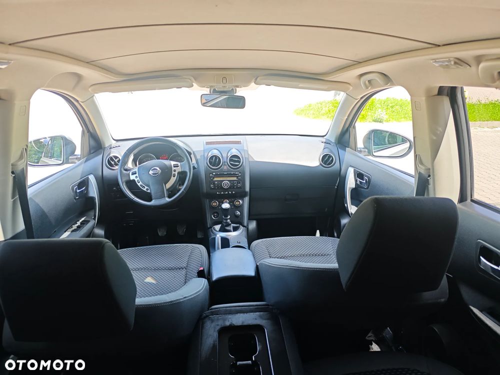 Nissan Qashqai+2 - 26