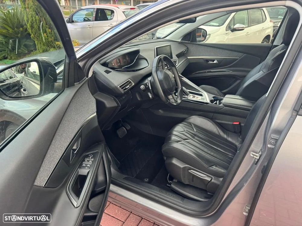 Peugeot 5008 1.2 PureTech GT Pack EAT8 - 7