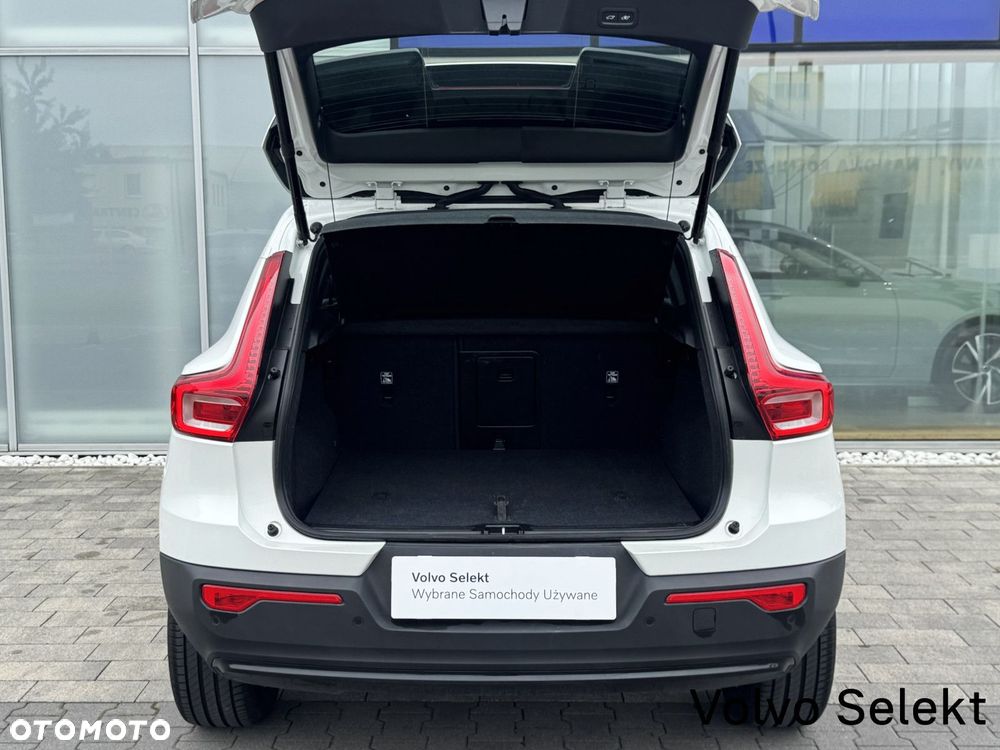 Volvo XC 40 - 33