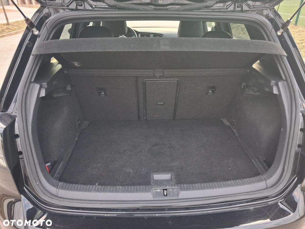 Volkswagen Golf 2.0 TSI BMT 4Mot R - 12