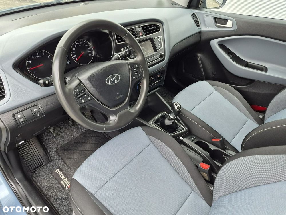Hyundai i20 - 19