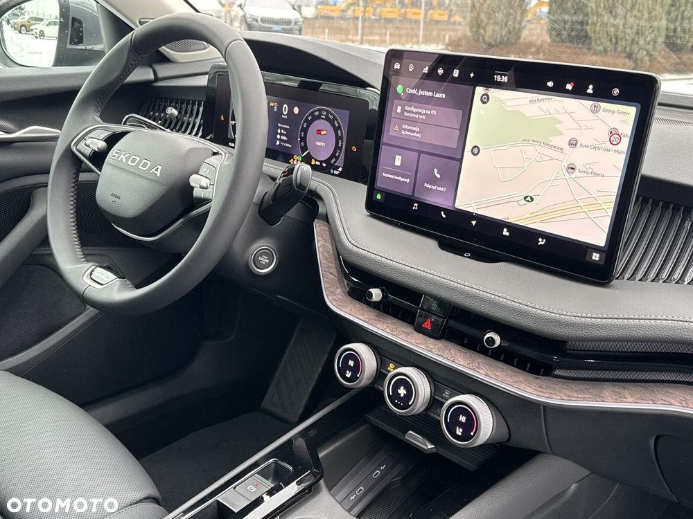 Skoda Superb 2.0 TDI SCR 4x4 L&K DSG - 29