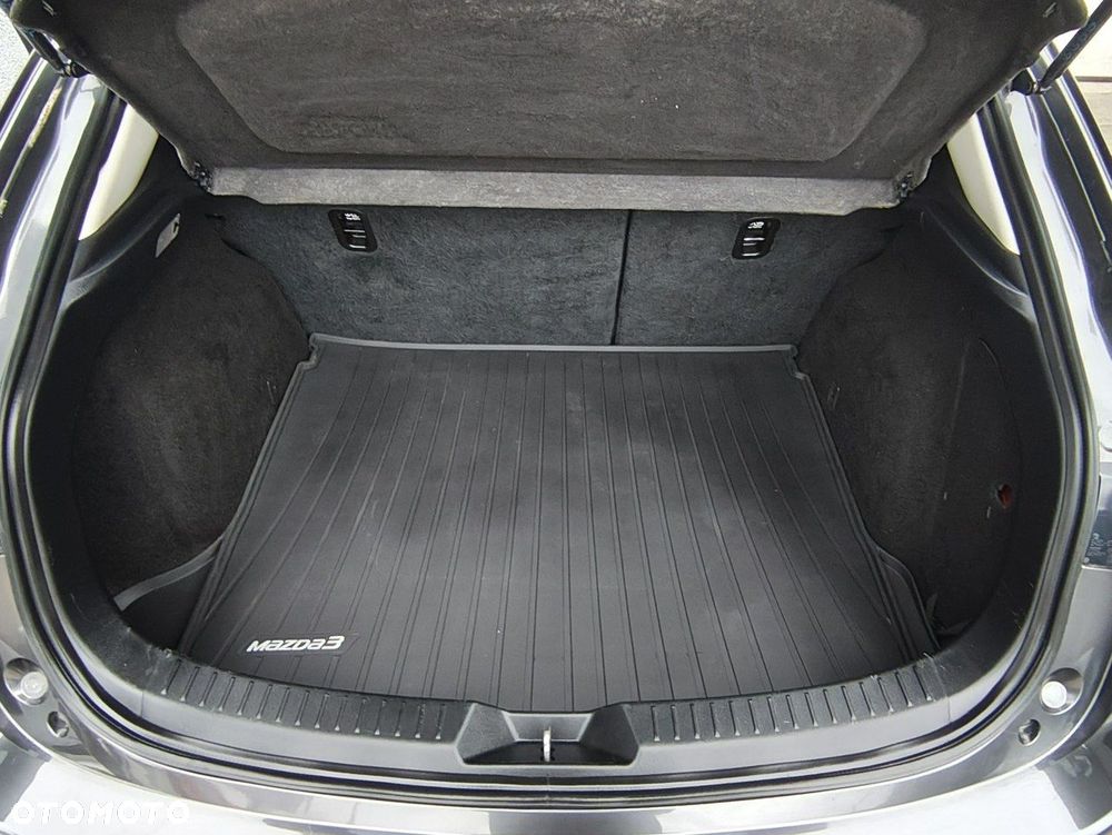 Mazda 3 - 30