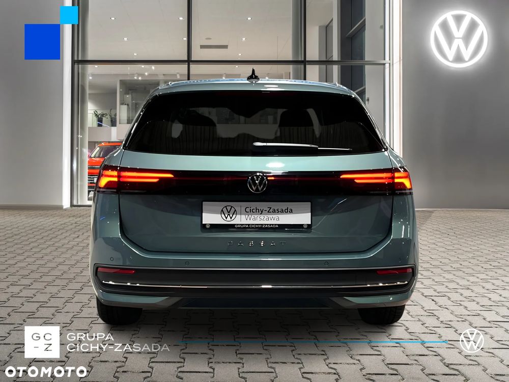 Volkswagen Passat - 4