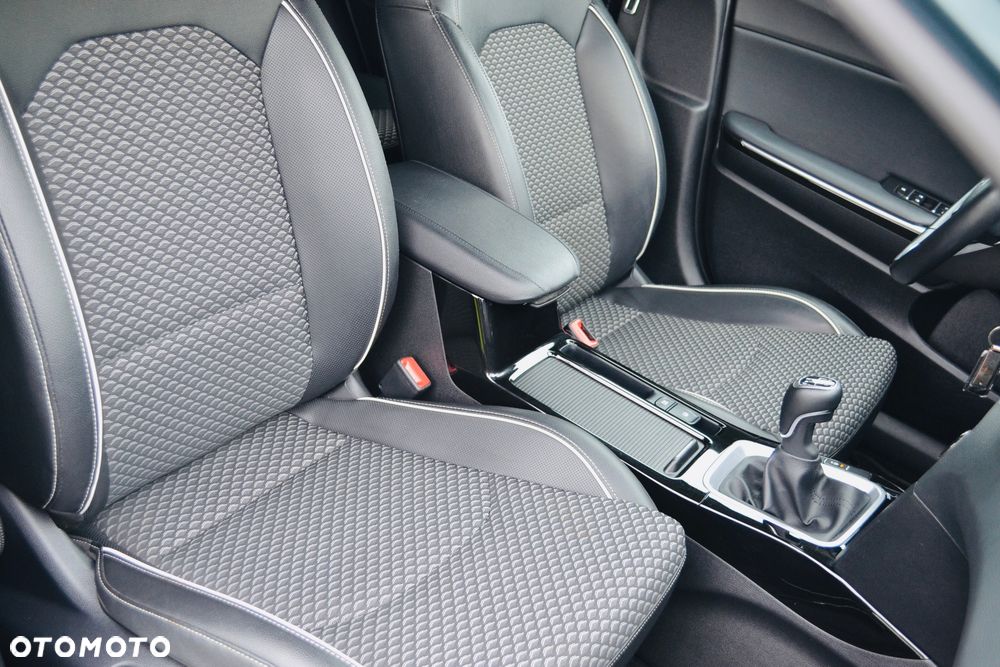 Kia Ceed 1.5 T-GDI Business Line - 16