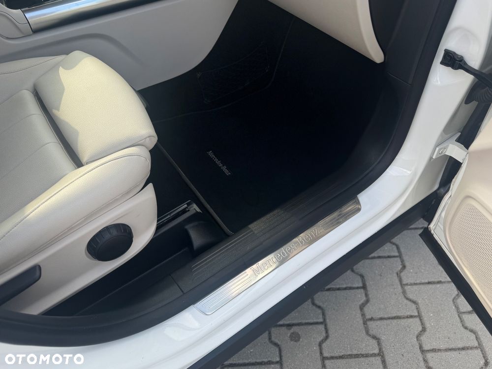 Mercedes-Benz GLA 200 - 20