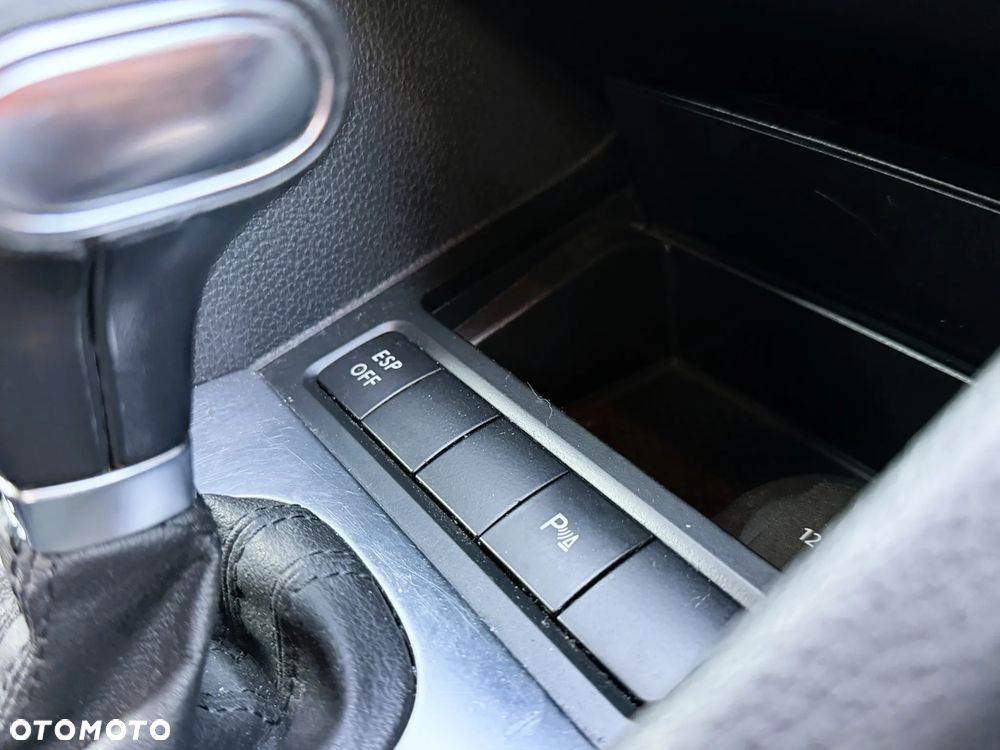 Volkswagen Golf - 20