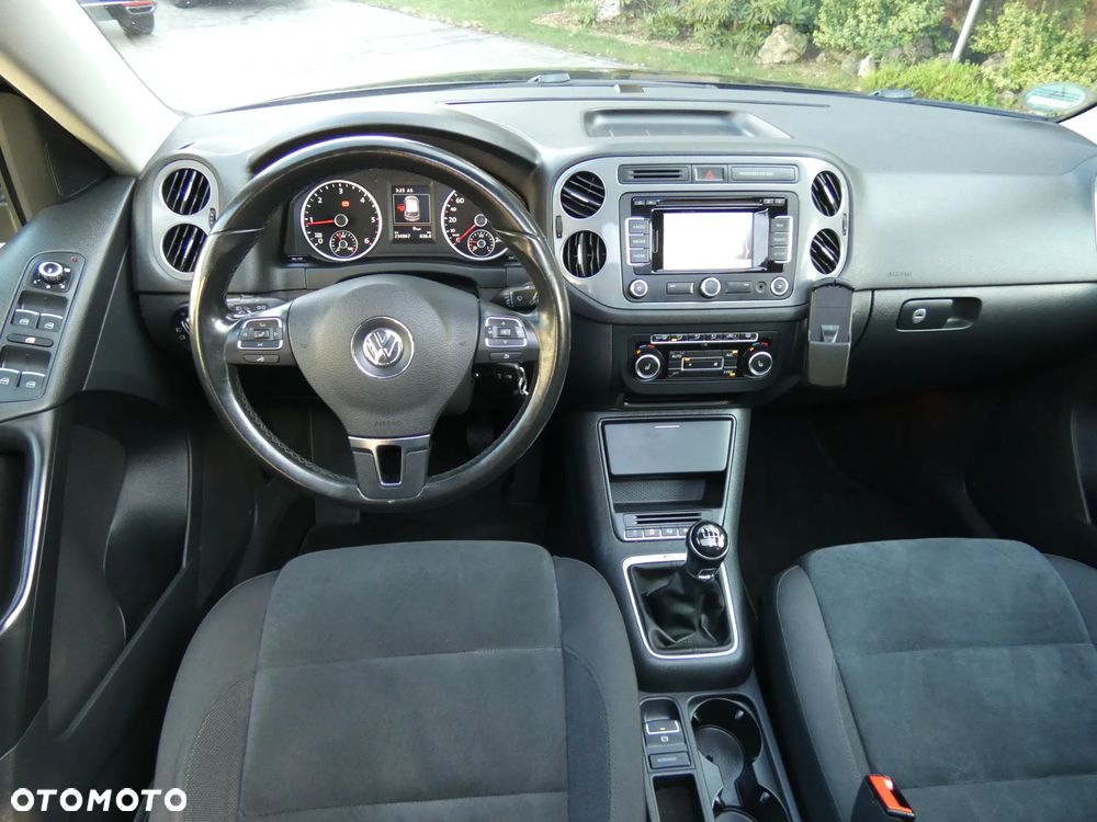 Volkswagen Tiguan 2.0 TDI DPF 4Motion Exclusive - 33