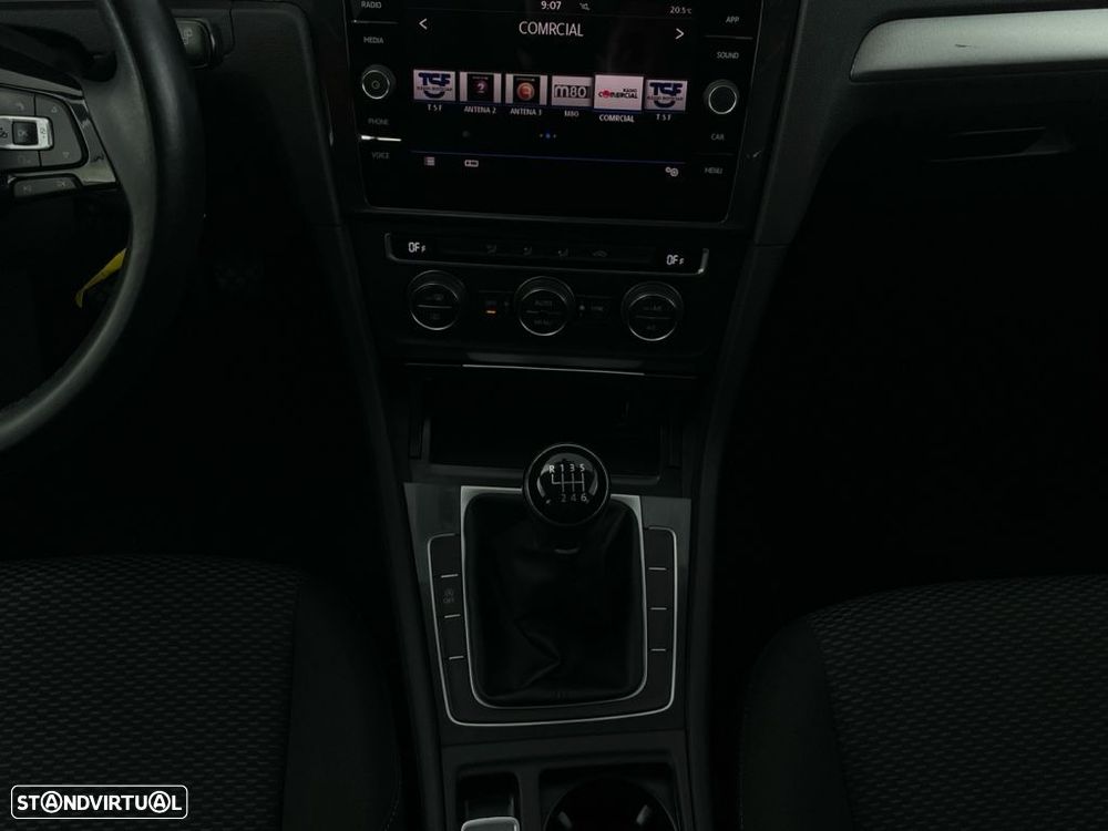 VW Golf 1.0 TSI Confortline - 16