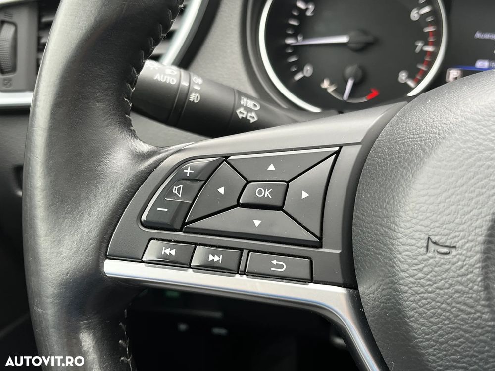 Nissan Qashqai 1.3 DIG-T DCT ACENTA - 16