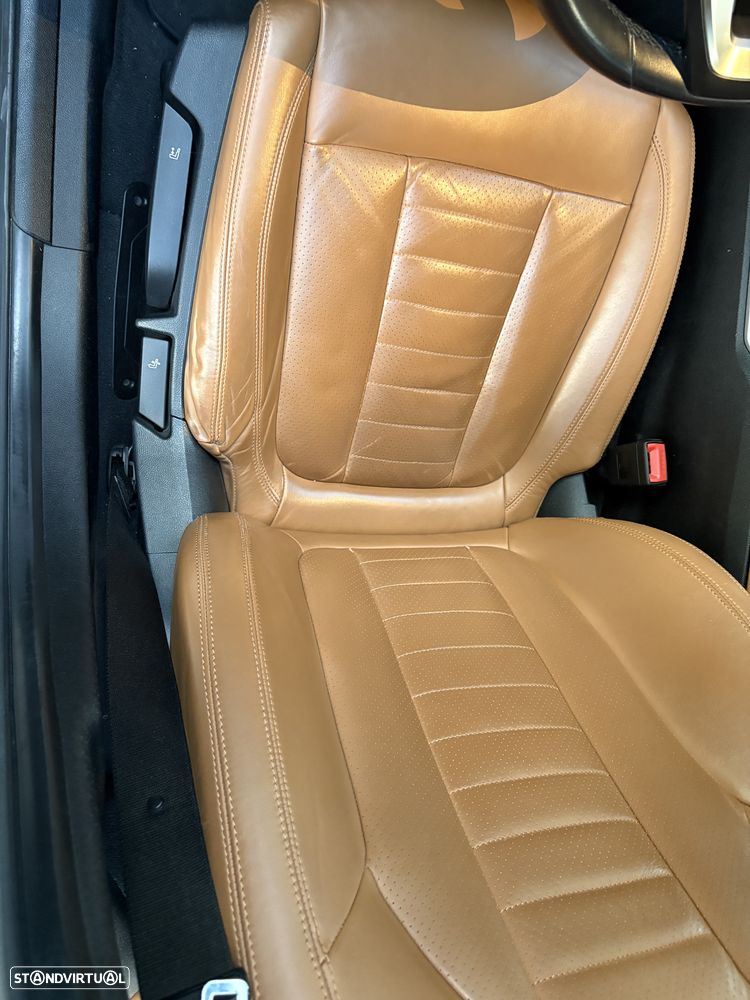 BMW 330 e Auto - 11