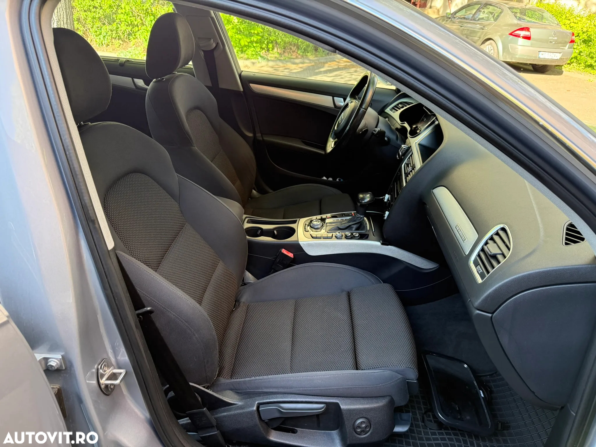 Audi A4 Allroad 2.0 TDI Quattro S tronic - 12