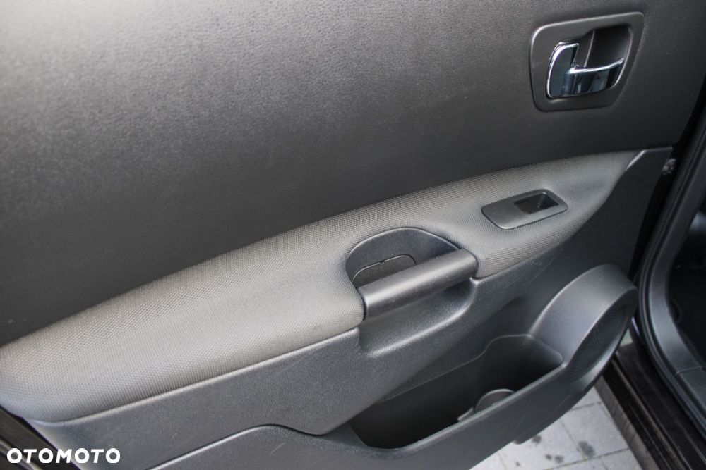 Nissan Qashqai+2 - 29