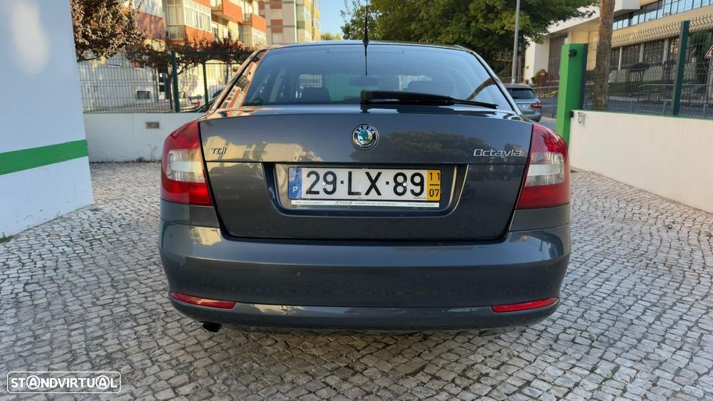 Skoda Octavia 1.6 TDI Elegance - 7