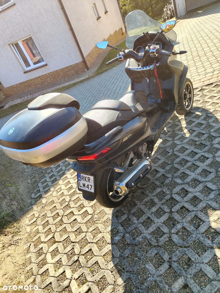Piaggio MP-3 - 3