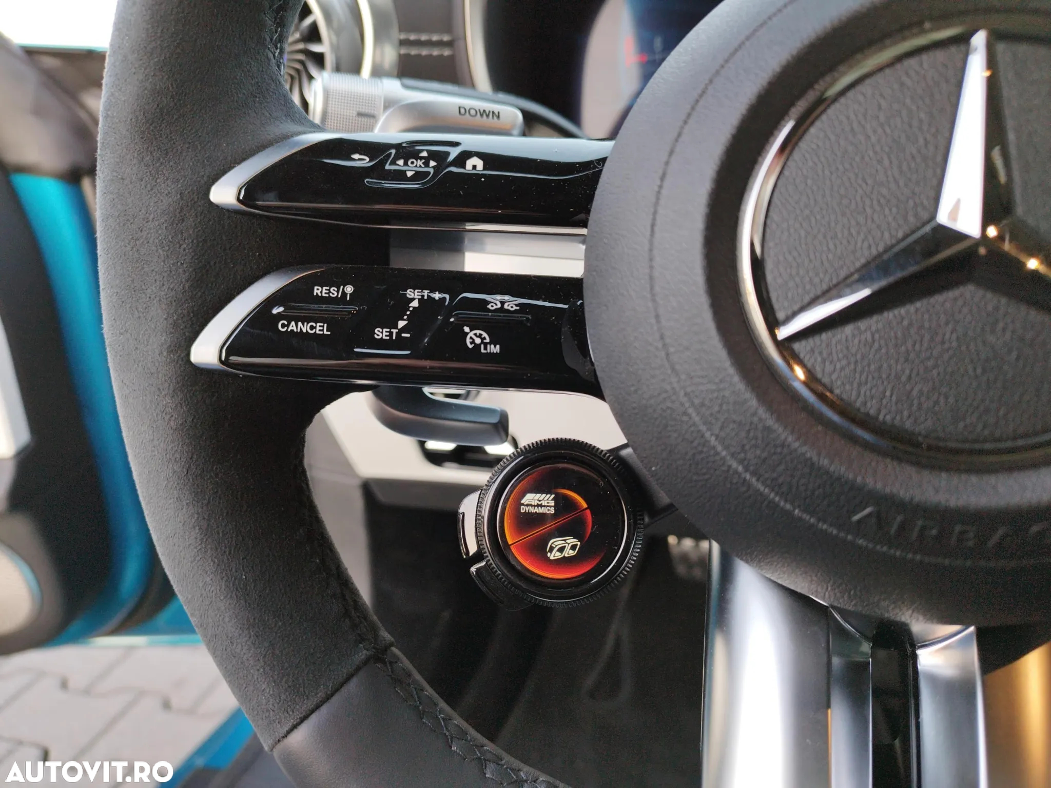 Mercedes-Benz SL AMG 63 4MATIC+ - 15