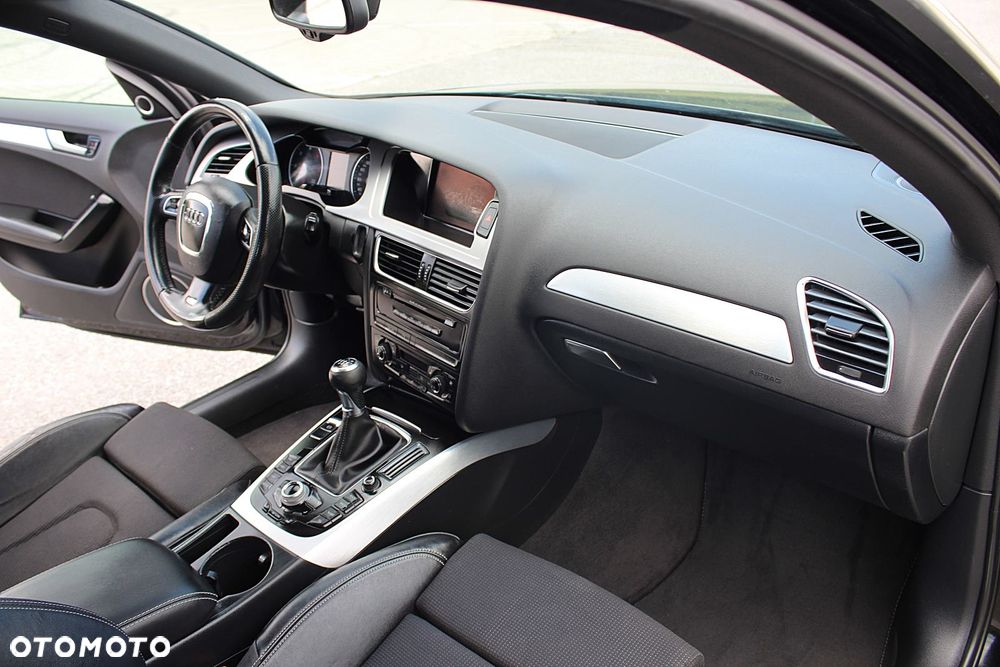 Audi A4 Avant 2.0 TDI - 23
