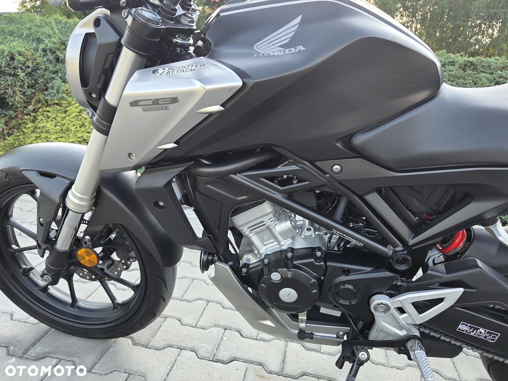 Honda CB - 32