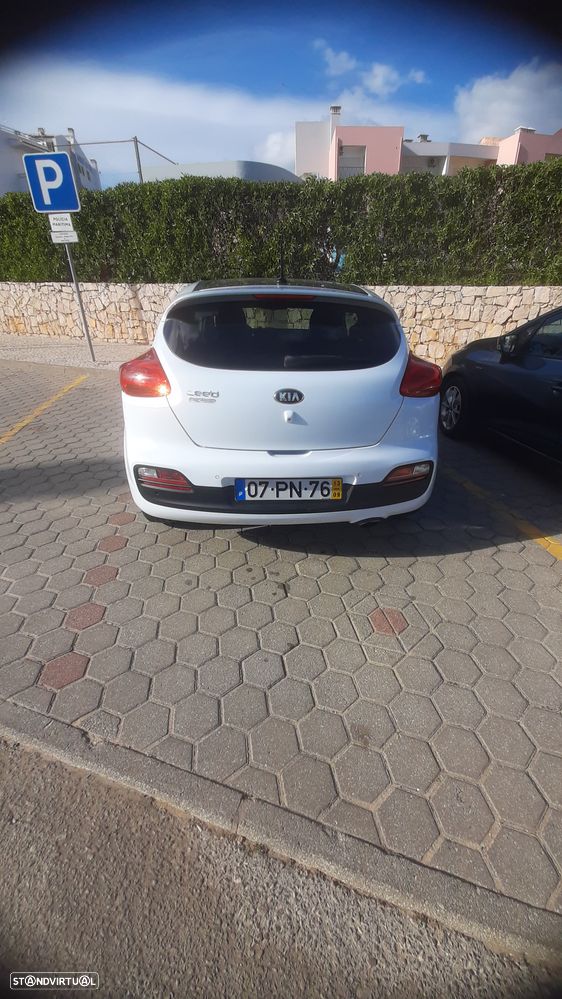 Kia ProCeed - 2