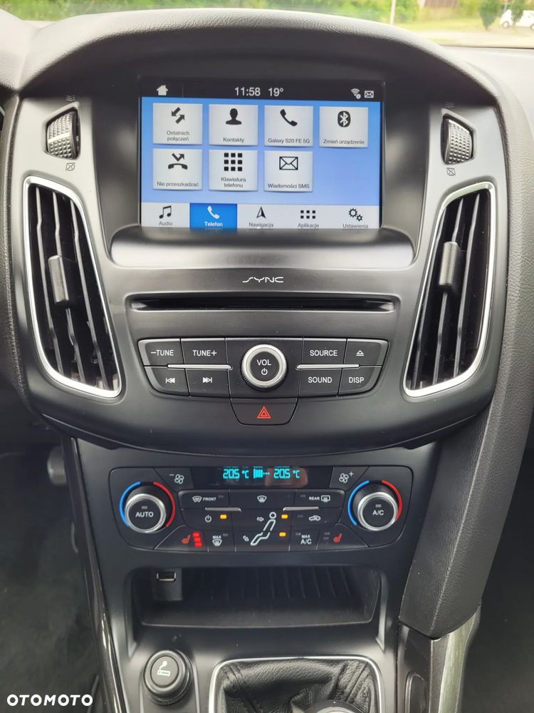 Ford Focus 1.0 EcoBoost Titanium - 17