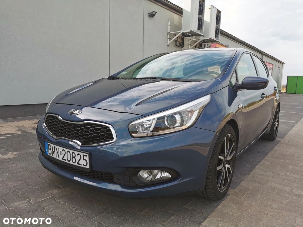 Kia Ceed 1.6 GDI Smart Plus - 2