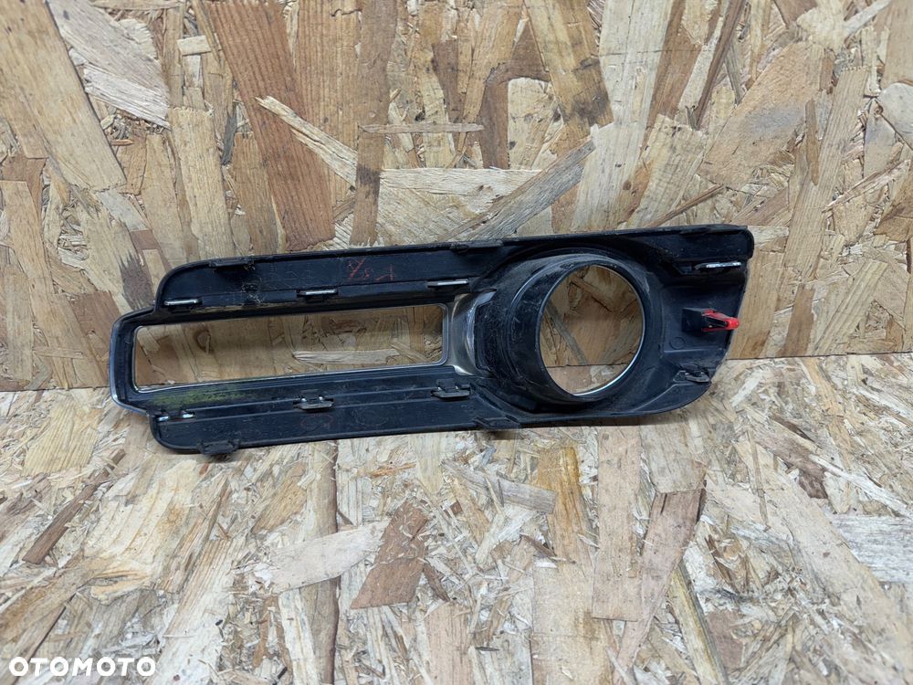 Prawa kratka zderzaka Mitsubishi pajero iv lift - 2