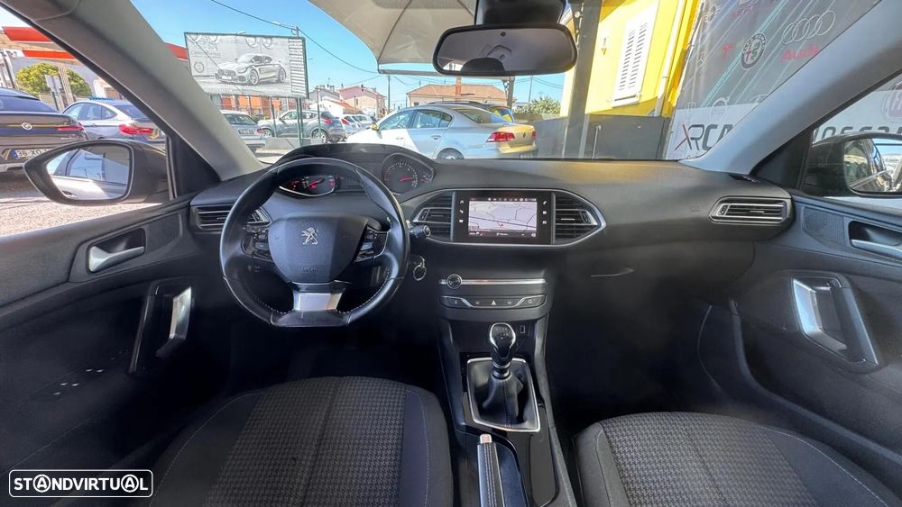 Peugeot 308 SW 1.5 BlueHDi Style - 21