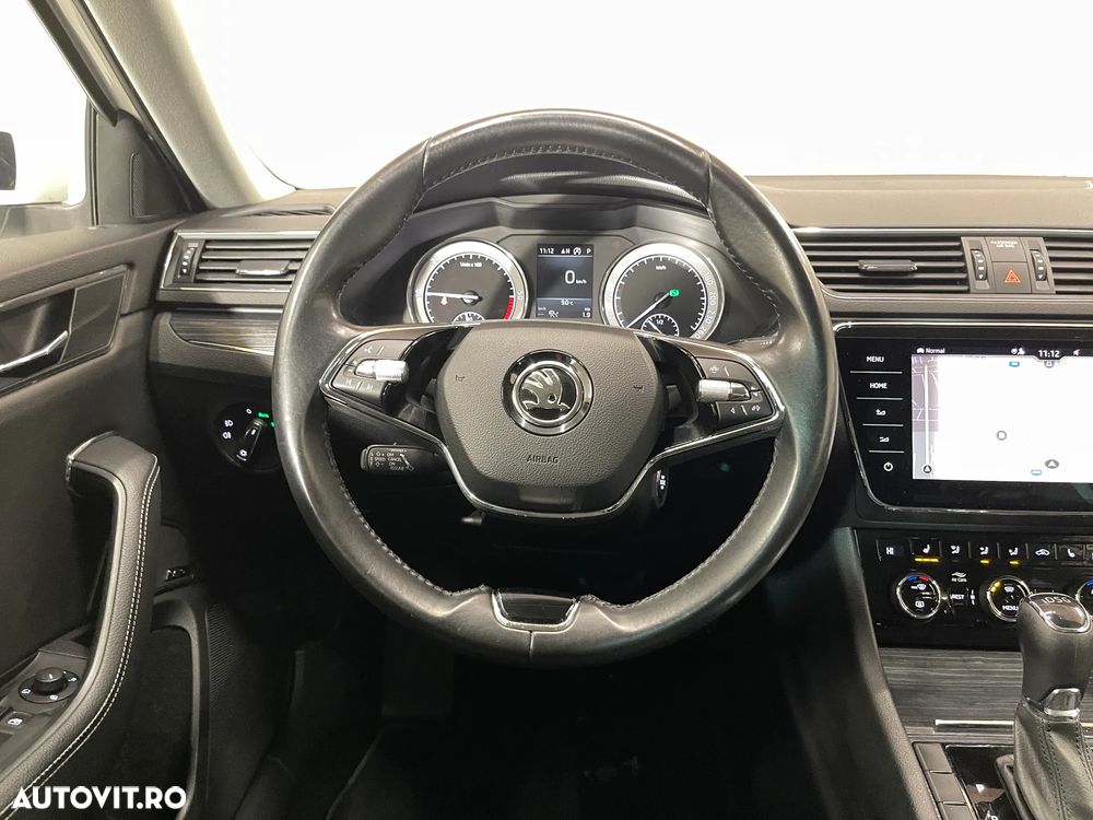 Skoda Superb 2.0 TDI DSG Style - 6