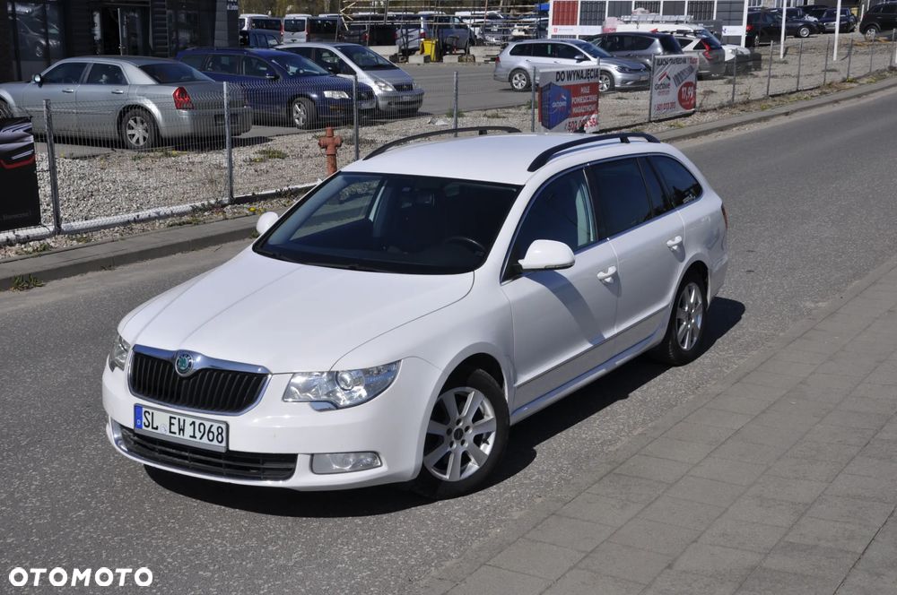 Skoda Superb 2.0 TDI DSG Exclusive - 3