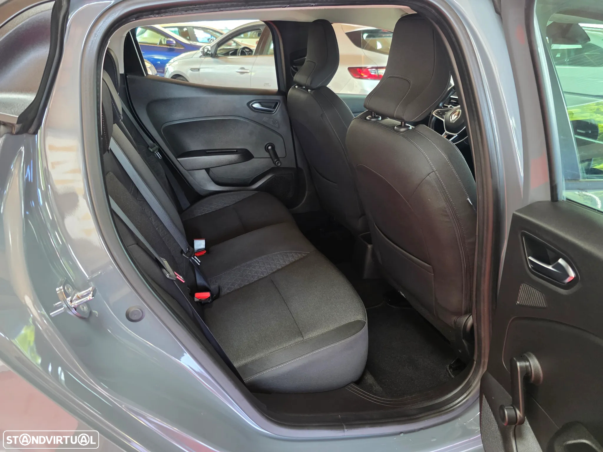 Renault Clio Energy dCi 110 Start & Stop INTENS - 34