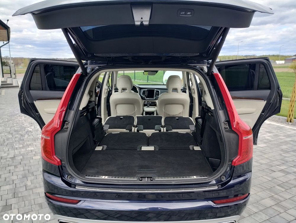 Volvo XC 90 T6 AWD Geartronic Momentum - 11