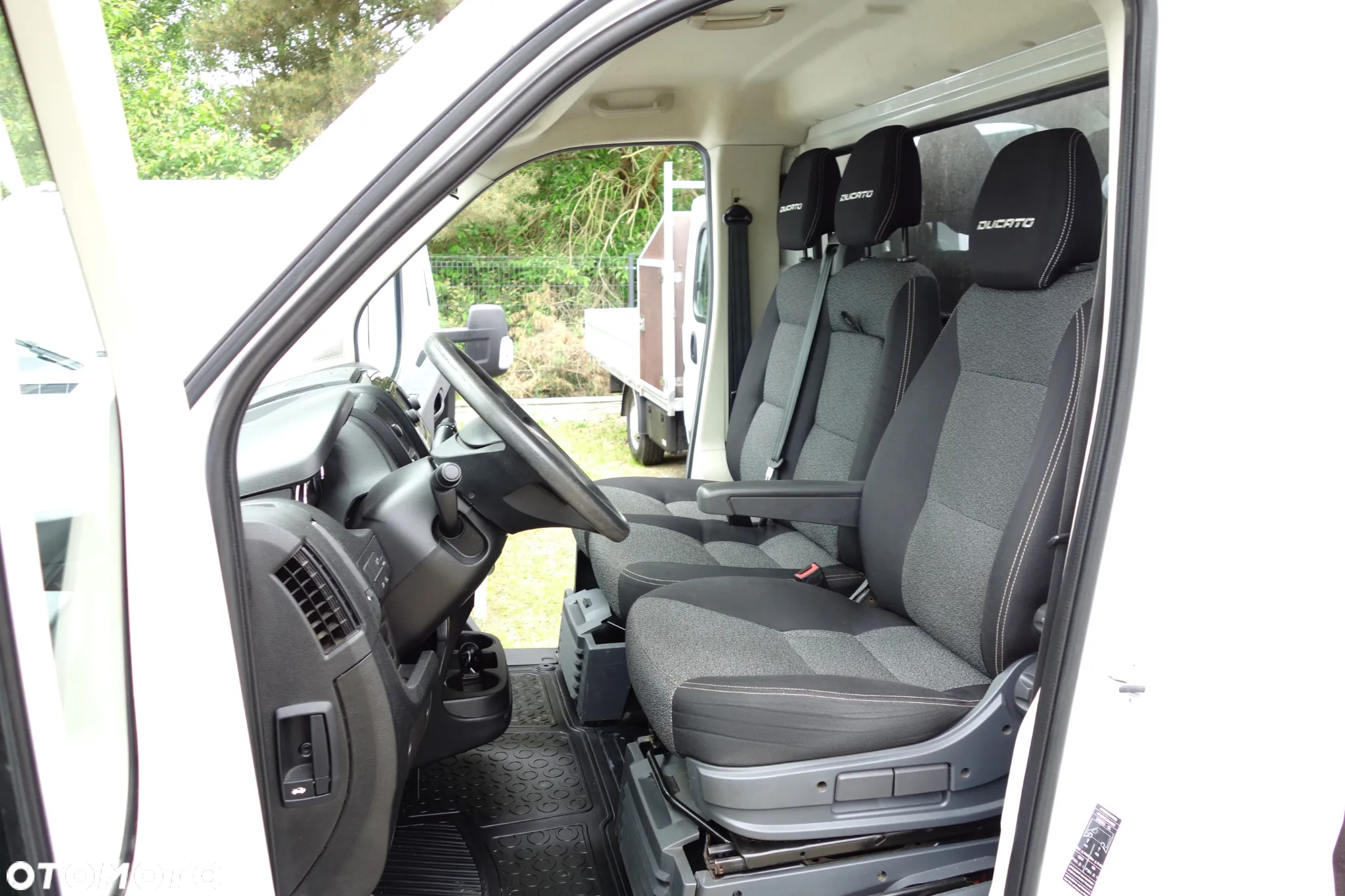 Fiat Ducato 2.3 Multi-Jet 130 KM Skrzynia 4.50 m - 19