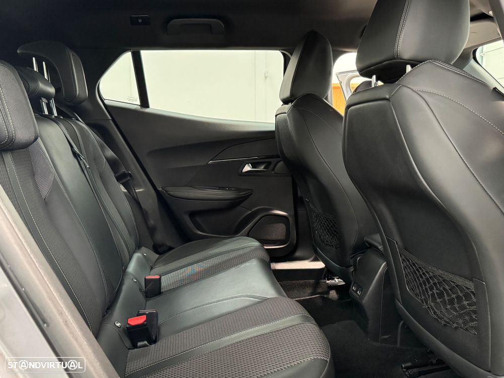 Peugeot 2008 1.5 BlueHDi GT - 26