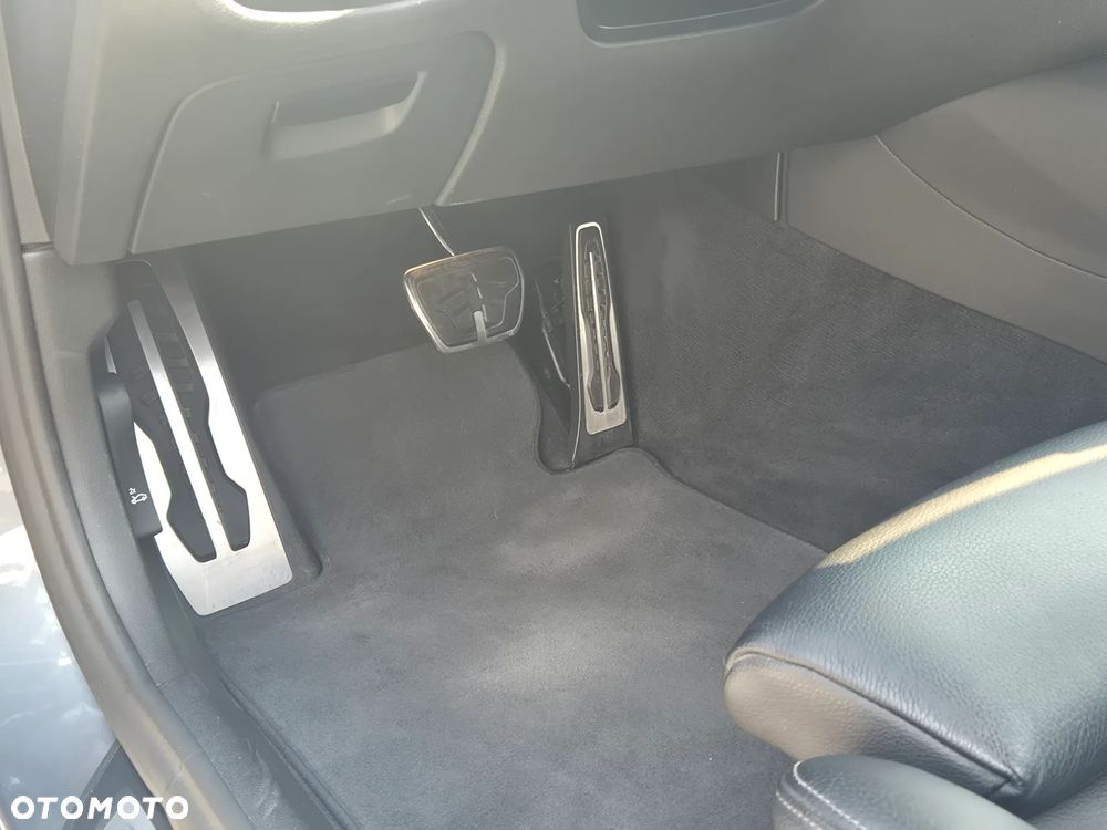 BMW Seria 5 520d xDrive M Sport sport - 19