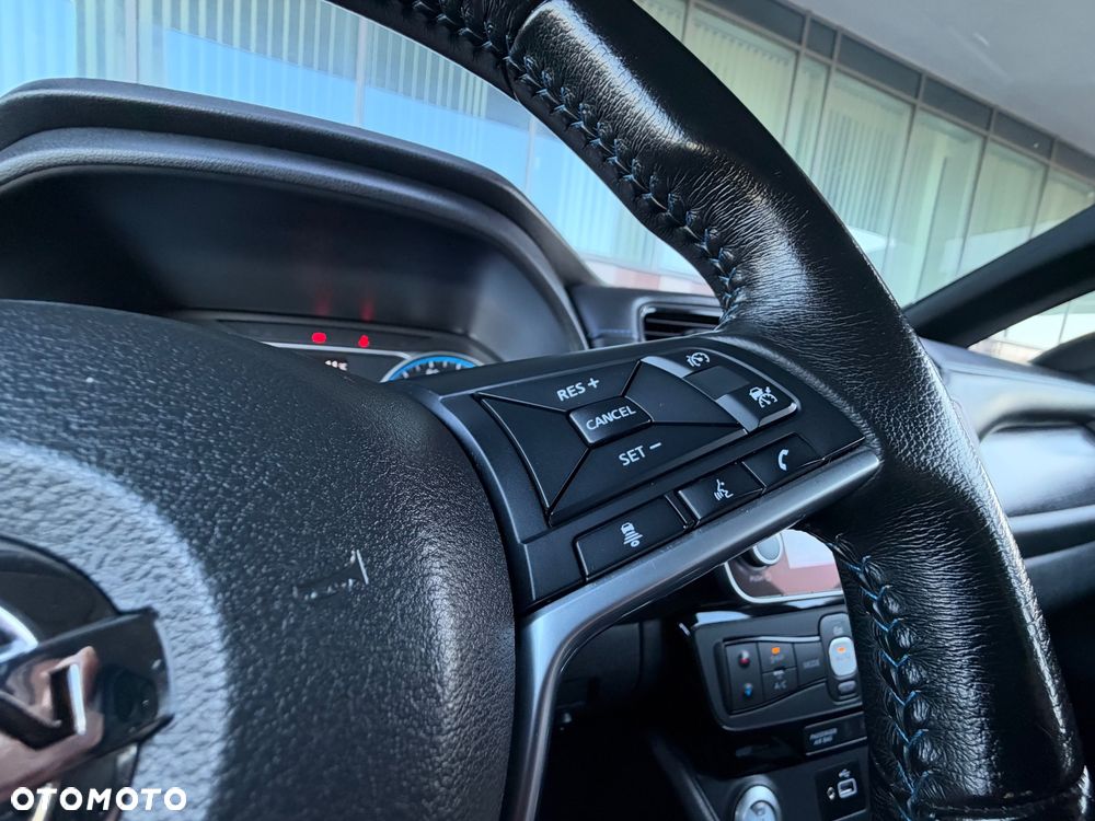 Nissan Leaf 40kWh Acenta - 22