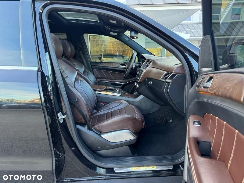 Mercedes-Benz GL - 7